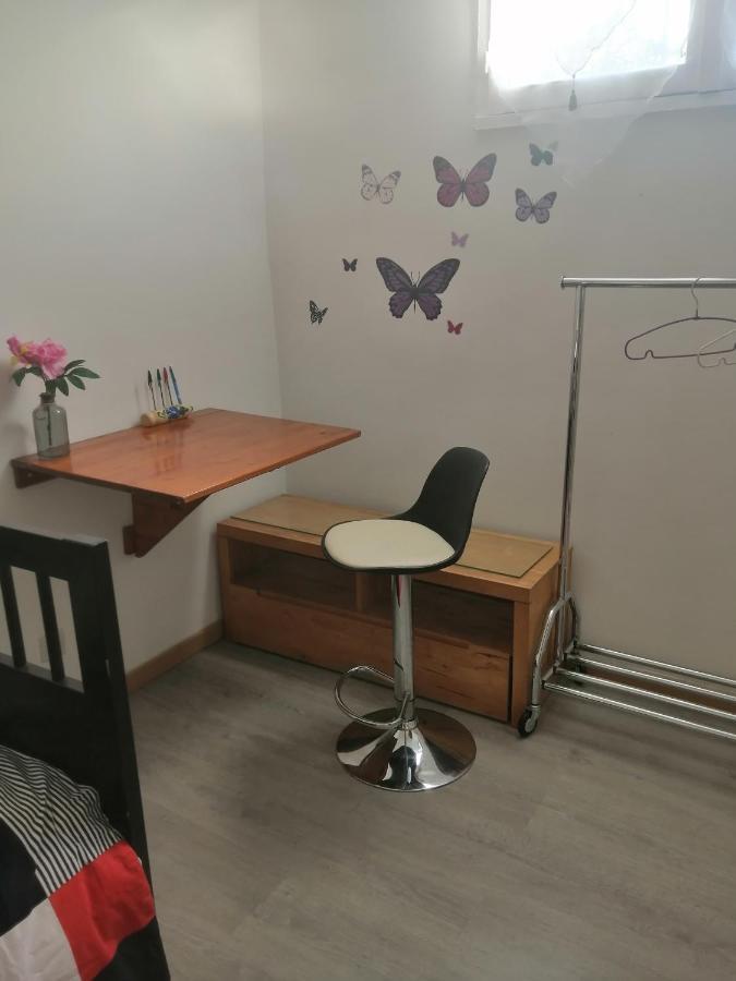 Ferienwohnung Petit Cocon Pour 1 Personne Argenteuil Exterior foto