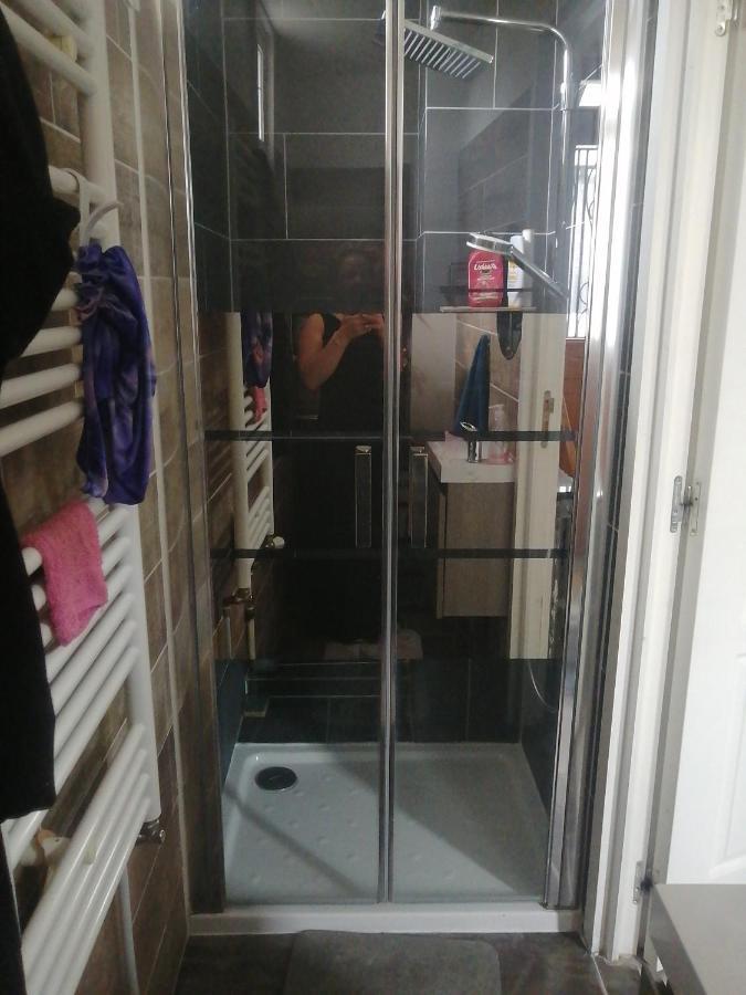 Ferienwohnung Petit Cocon Pour 1 Personne Argenteuil Exterior foto